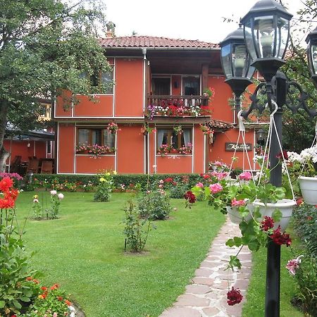 Family Hotel Kalina Koprivchtitsa Extérieur photo